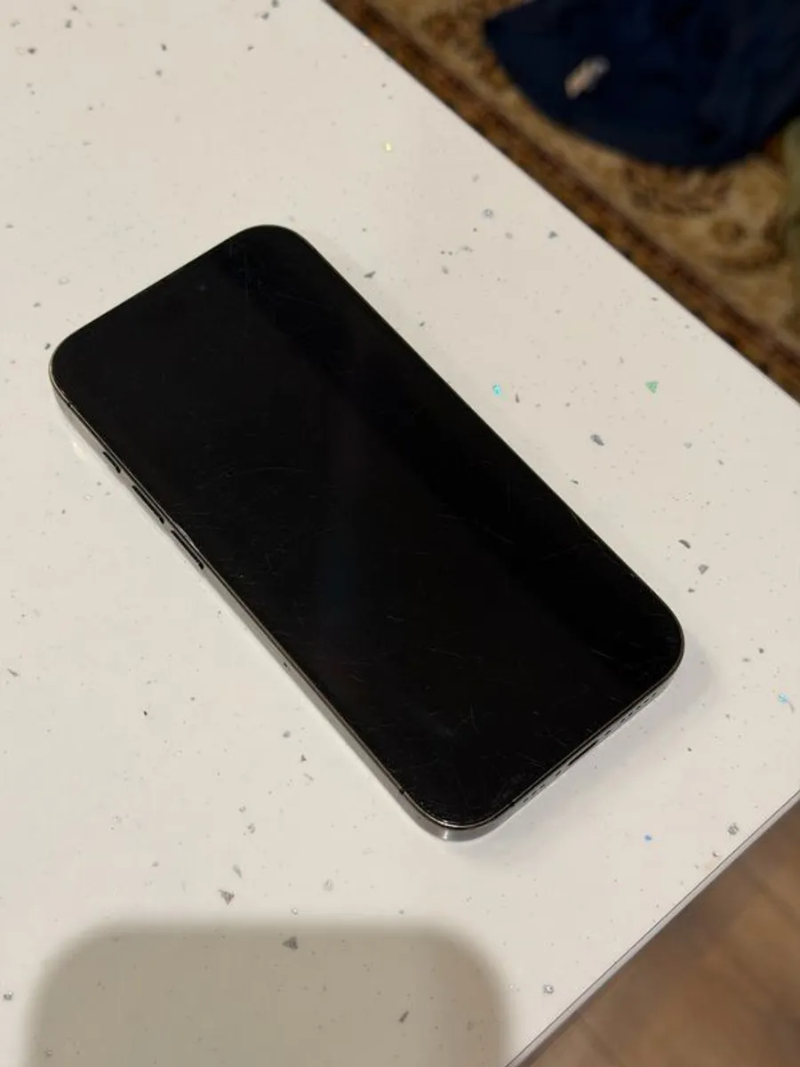 iphone 15 Pro 256gb - Image 3