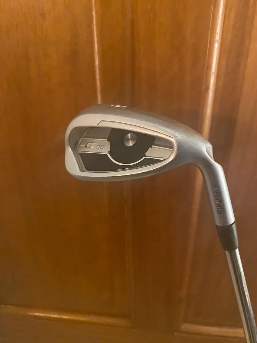 Ping G400 PW  blue dot 1 degree upright - Image 1