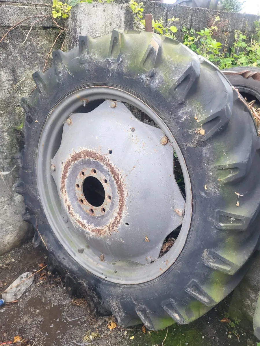Massey Ferguson Rims & Tyres - Image 2