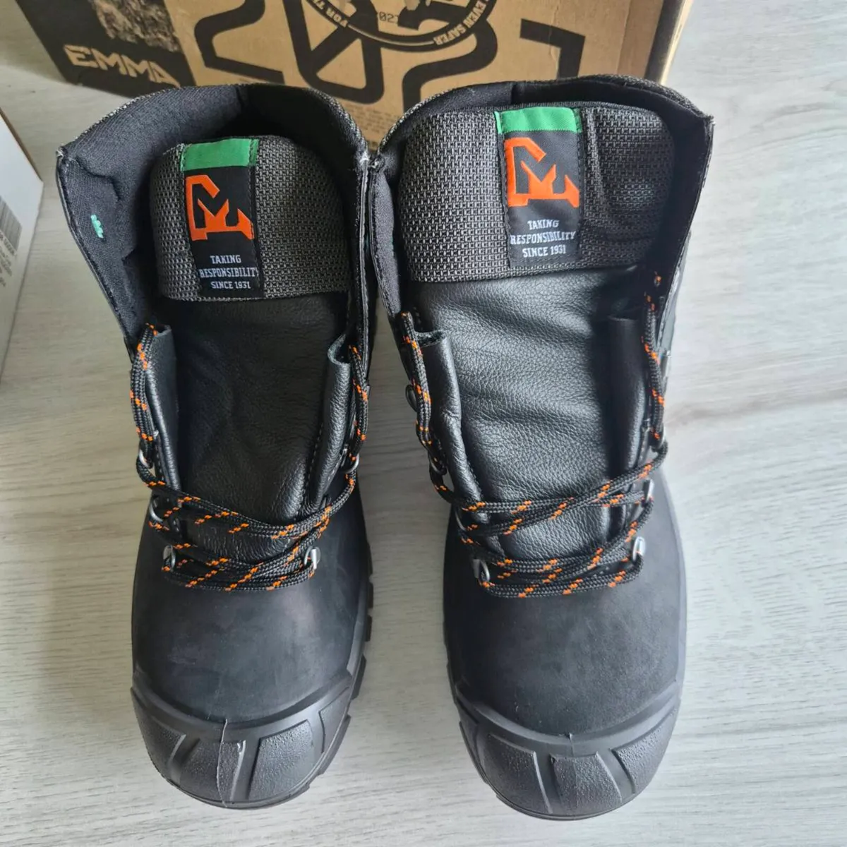 Safety Boots Emm Himalaya S3, UK 10 EU 45, Brand N - Image 3
