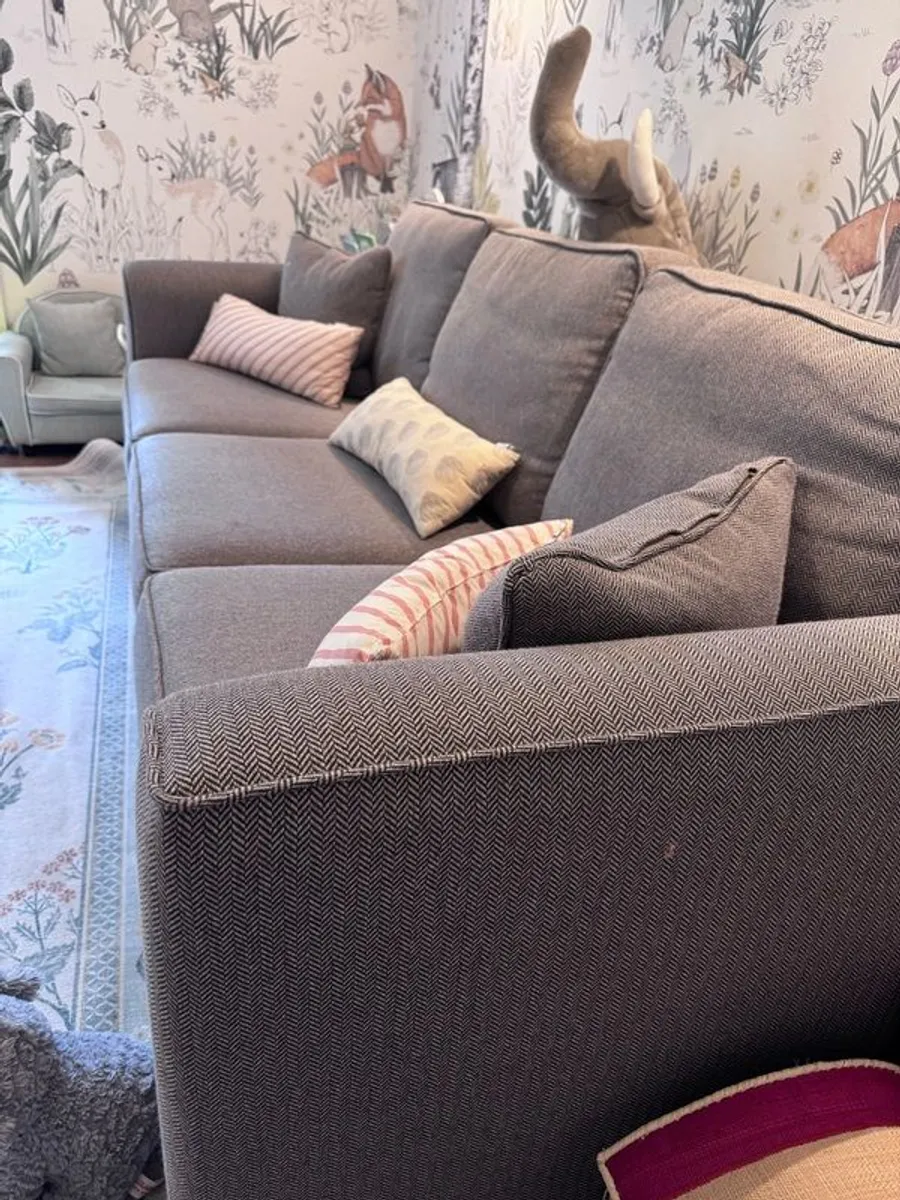 3 seater couch - Image 2
