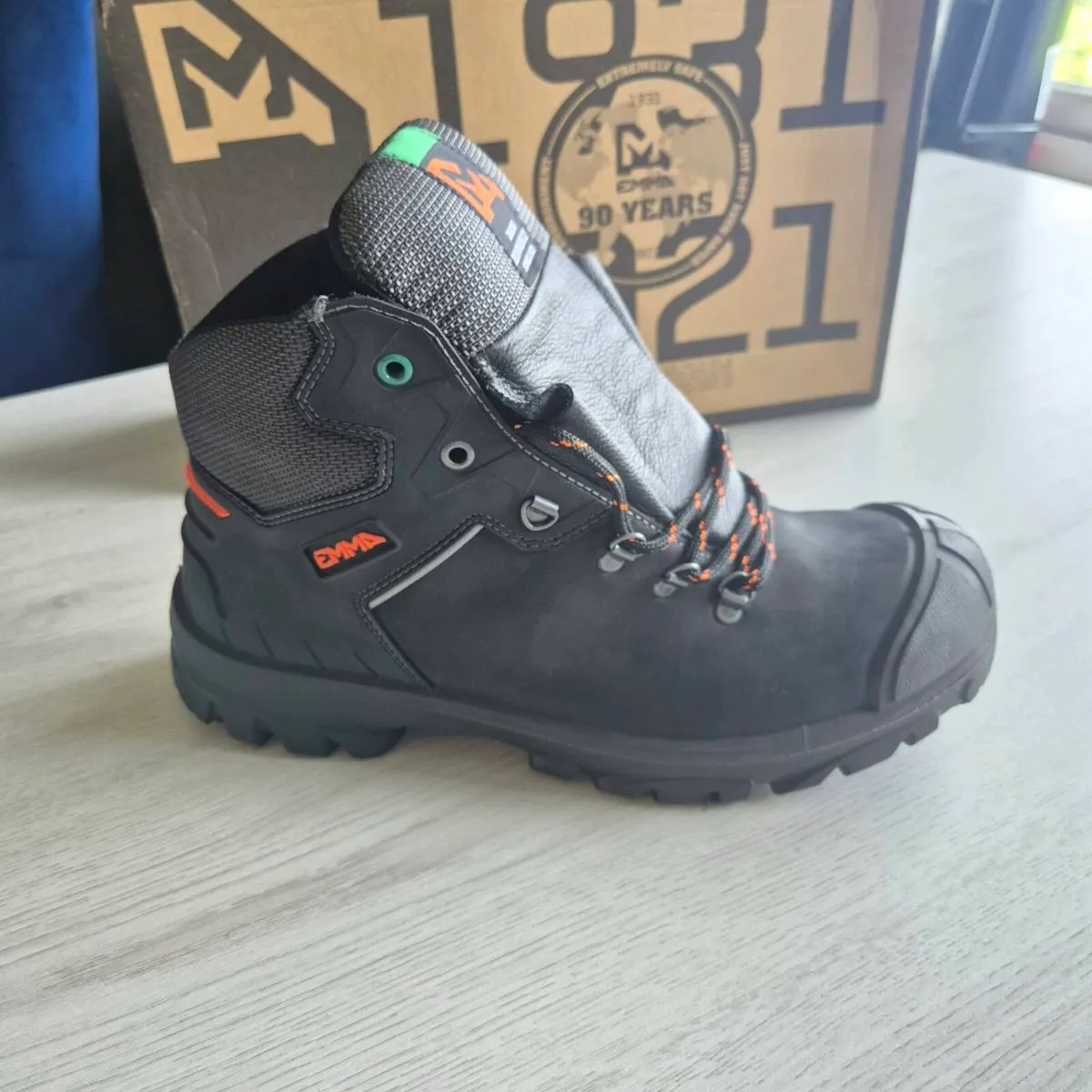 Safety Boots Emm Himalaya S3, UK 10 EU 45, Brand N - Image 4