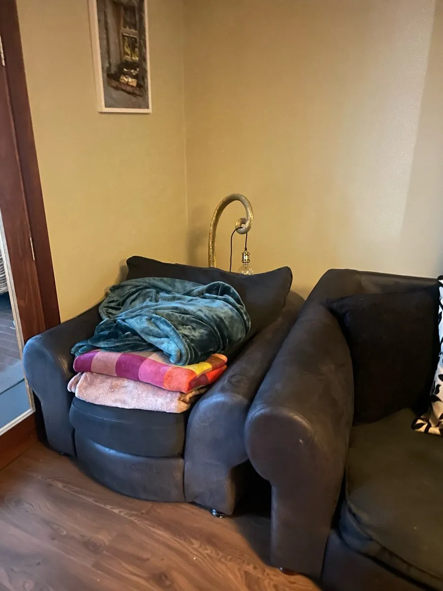 Three piece sofa suite - Image 3