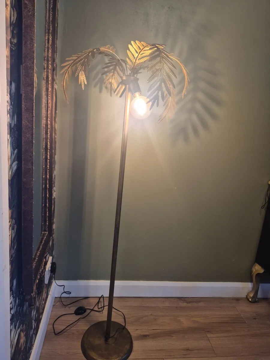 Floor lamp - Image 1