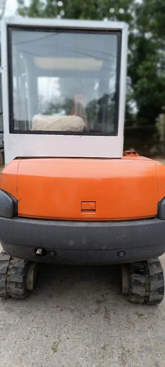 Plant machinery mini digger - Image 2