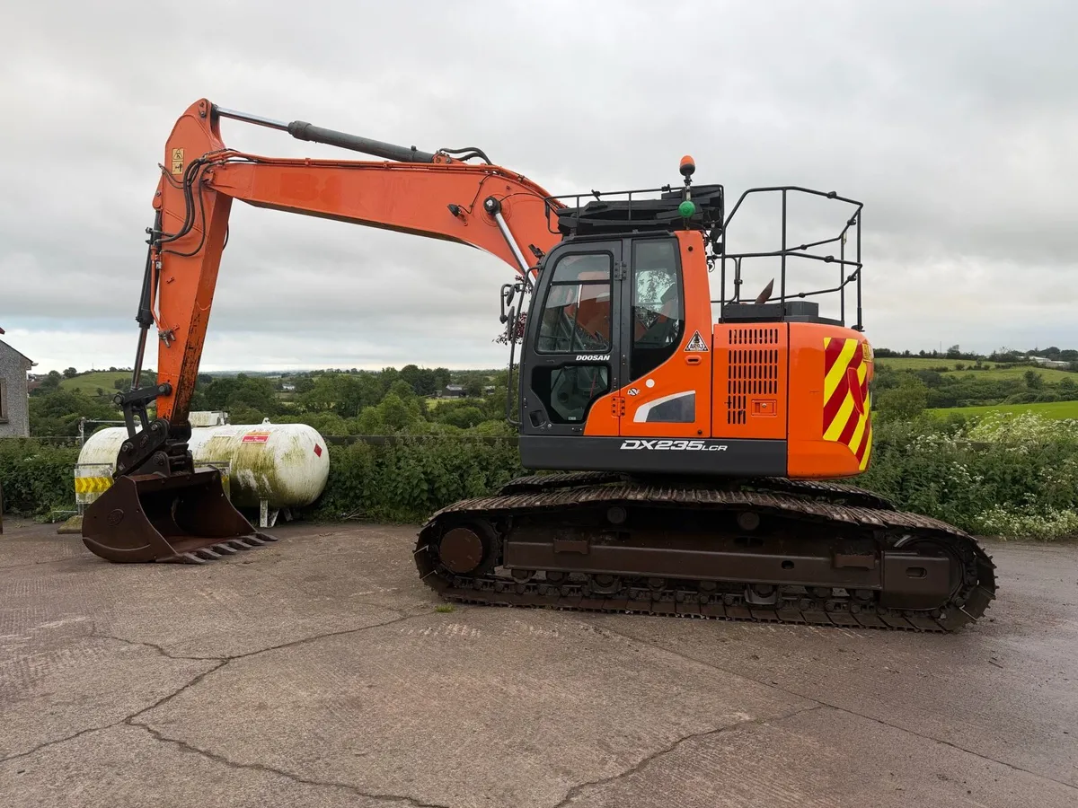 Doosan Dx235 LCR - Image 1