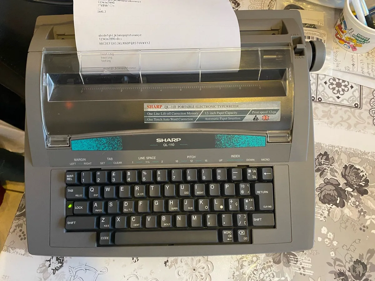 SHARP QL-110 Electronic Typewriter - Image 3