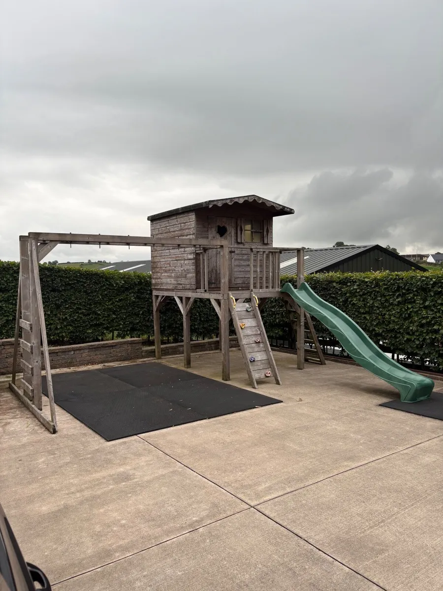 Play house - Image 3