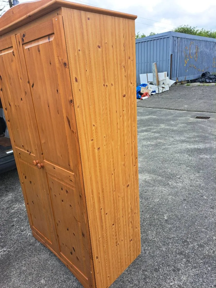Lovely pine wardrobe - Image 3
