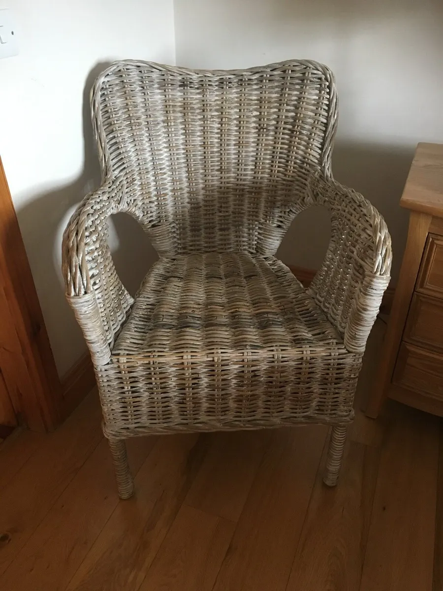Armchair - Image 2