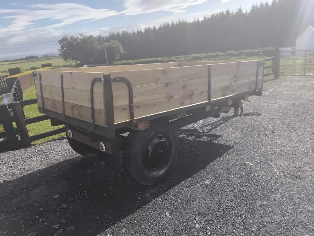 Trailer