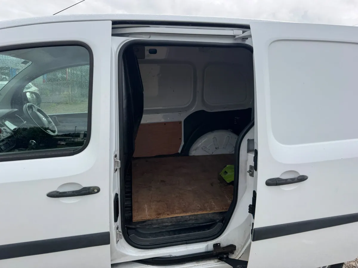 Renault Kangoo 2016 raced and tested - Image 4