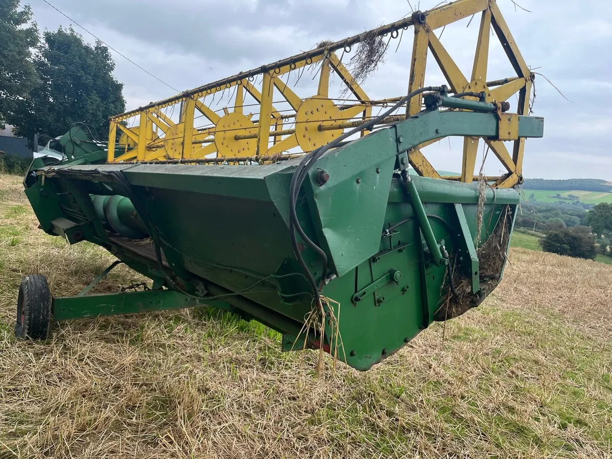 John Deere 1075 - Image 3