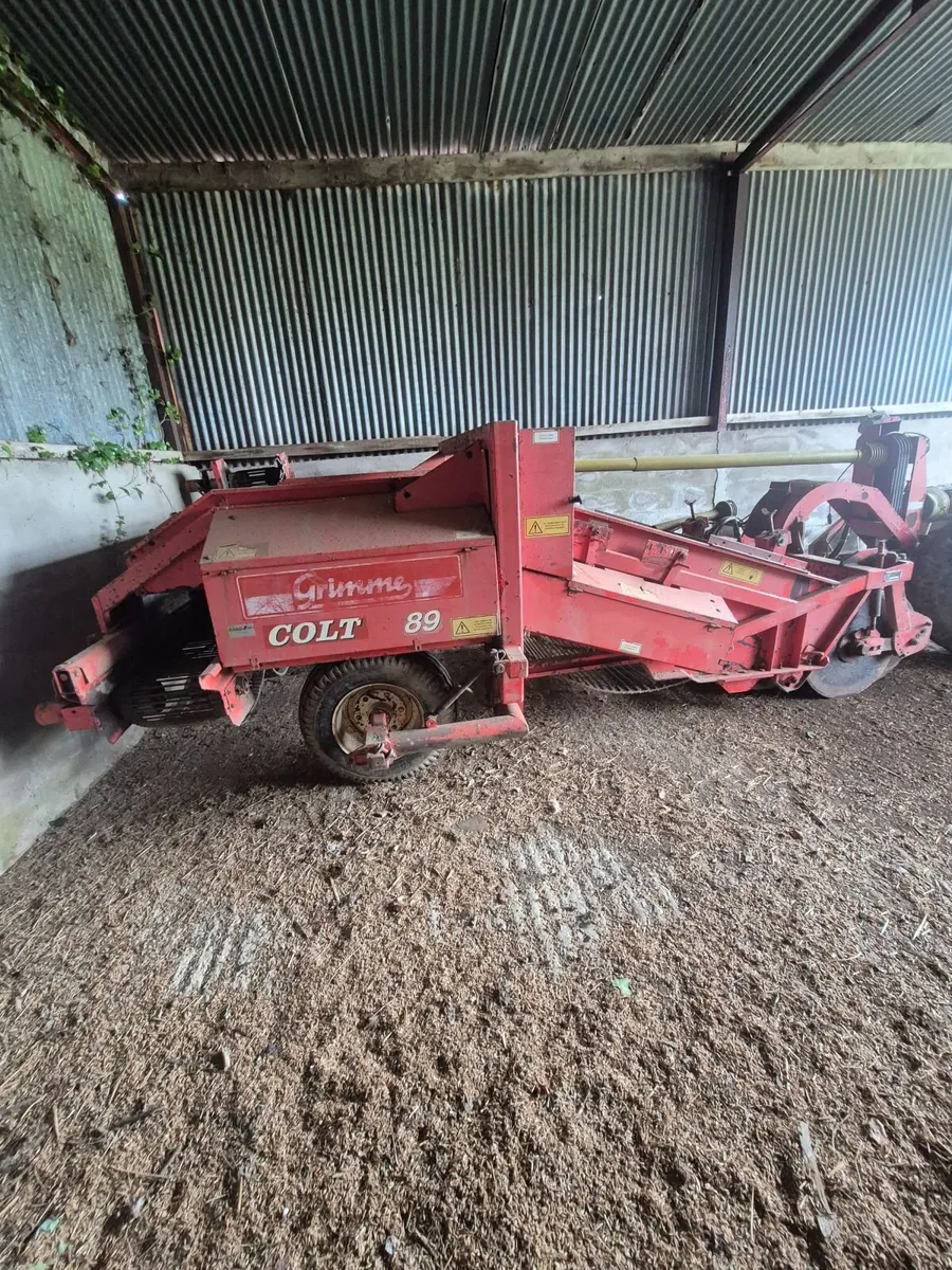 Grimme Potato windrower - Image 1