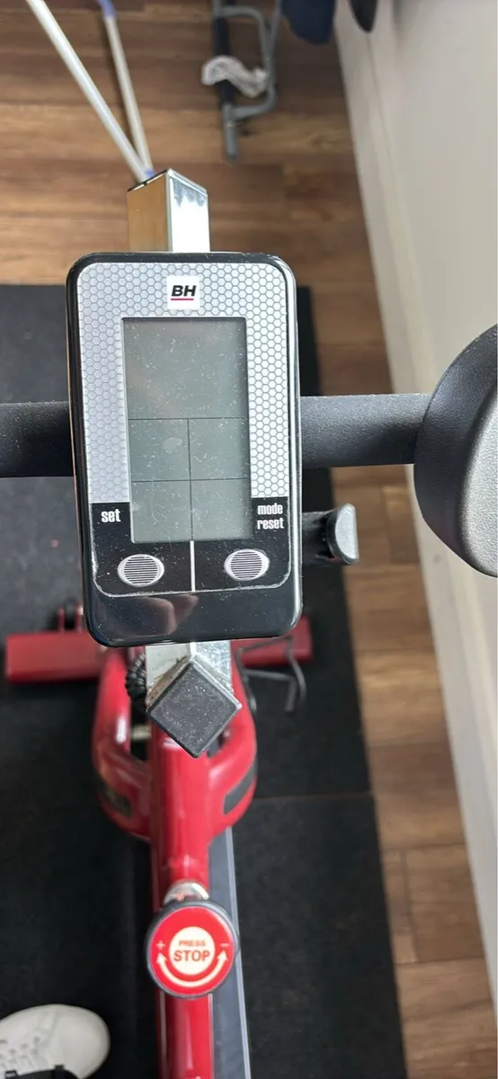 Spin Bike and Anti Vibration Matts - Image 3
