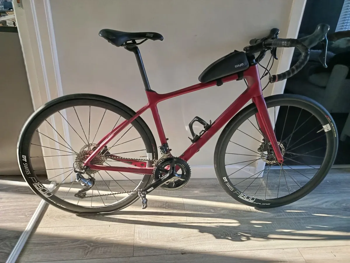 Bike  2019 magenta  Liv avail advanced - Image 1