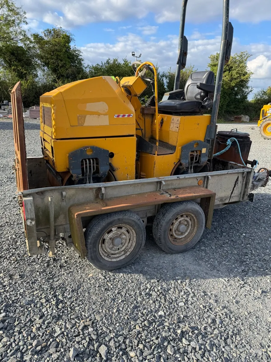 Roller + Trailer - Image 1