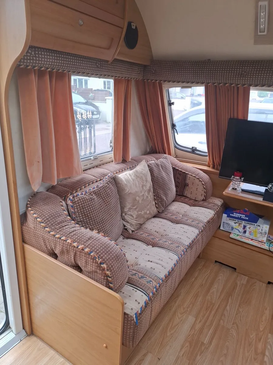 Caravan - Image 4