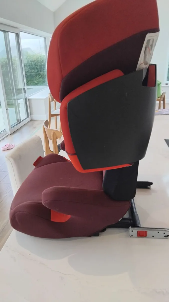 Childs car seat - Image 2