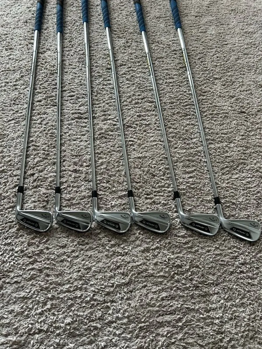 Apex Pro Callway irons. - Image 1