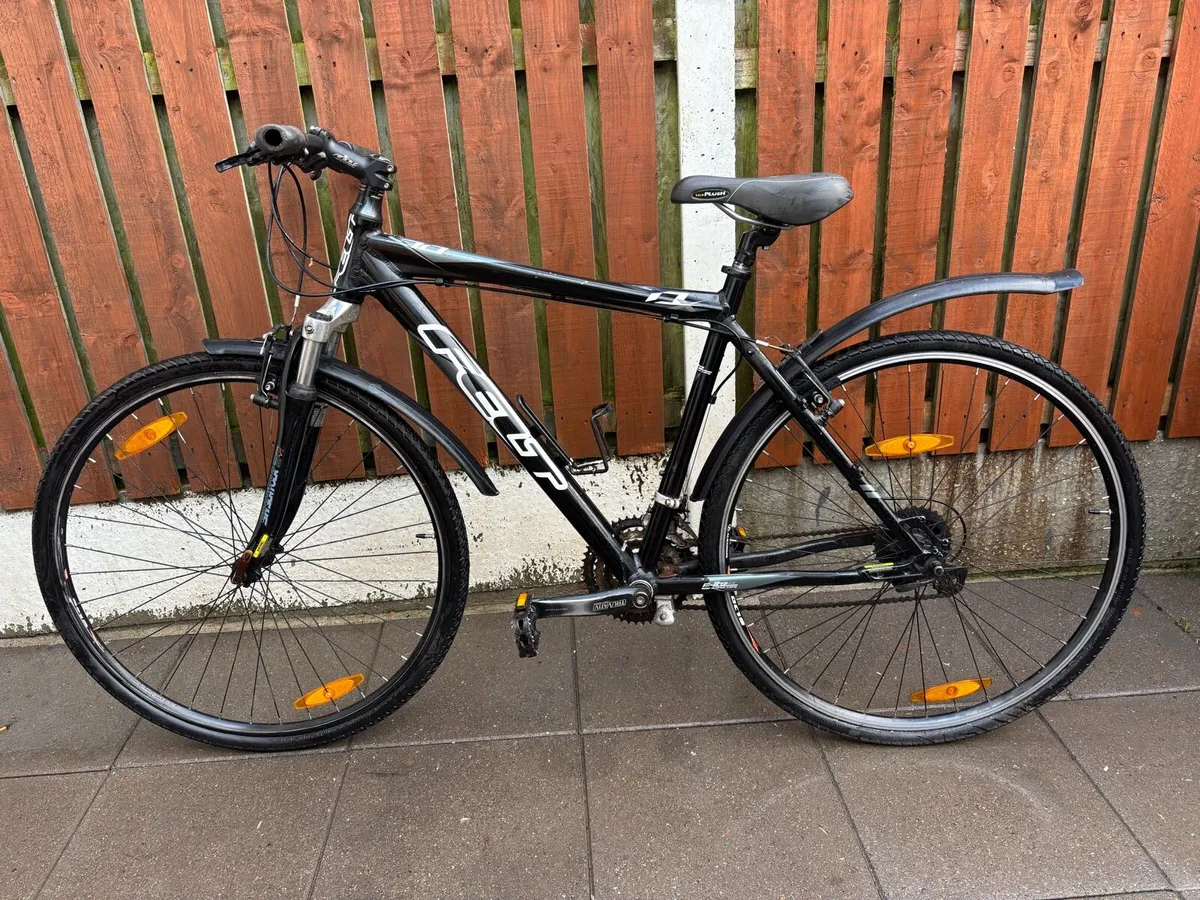 Felt Hybrid Bike 700c Aluminium Frame Great Commur - Image 2