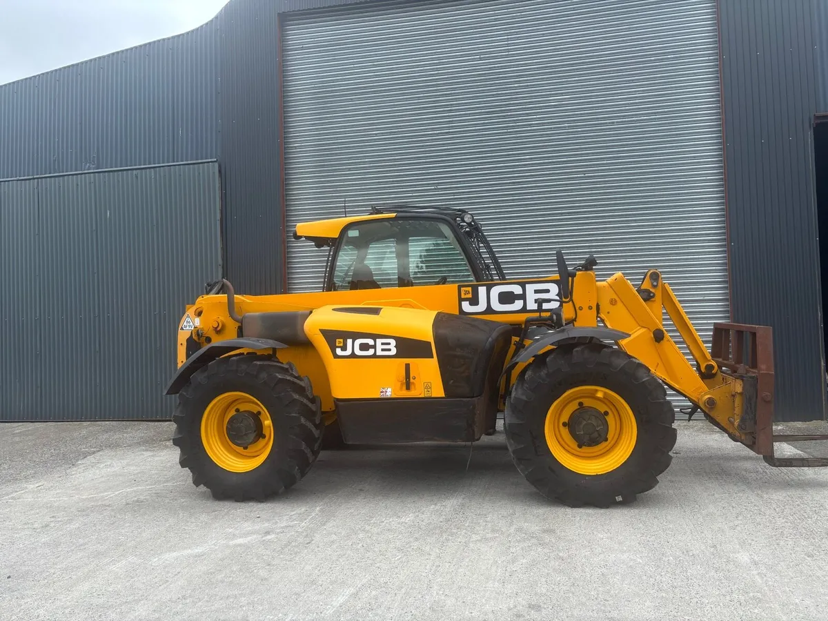 JCB - Image 3