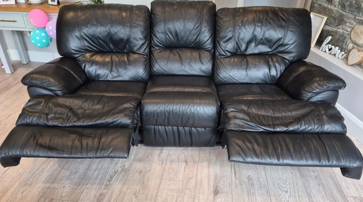 Black leather recliner couches 3+2 - Image 3