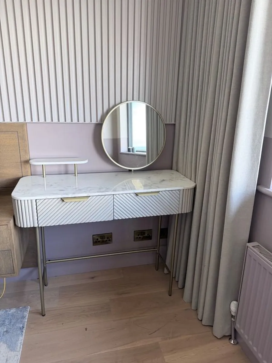 Next 'Valencia' Light Grey Solid Mango Wood Dressing Table - Mint Condition - Image 2