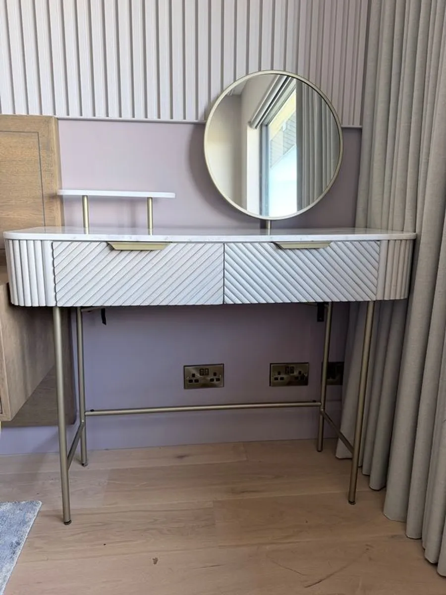 Next 'Valencia' Light Grey Solid Mango Wood Dressing Table - Mint Condition - Image 3