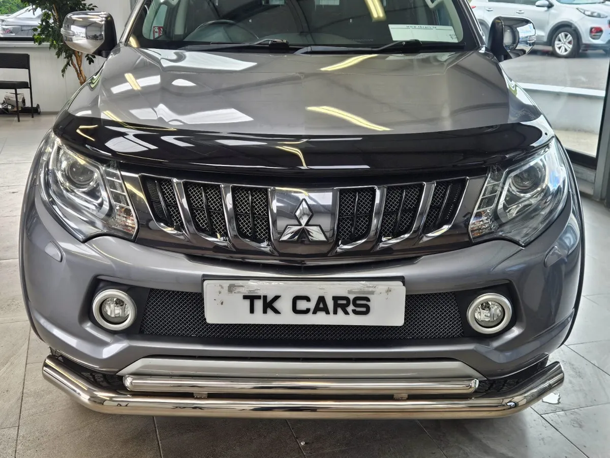 19 MITSUBISHI L200 BARBARIAN AUTO ONLY 69,000 MILE - Image 4