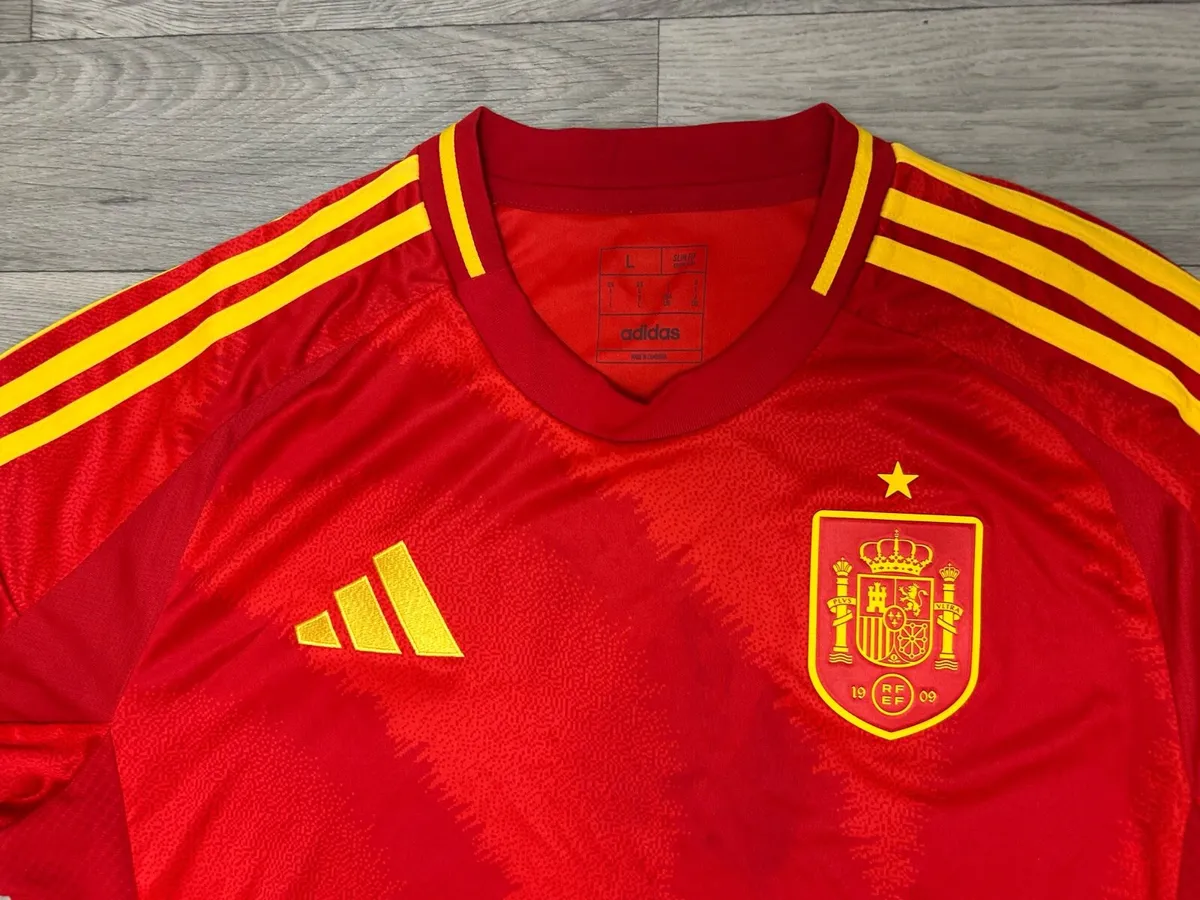 Adidas Spain 2023 Home Jersey Shirt Mens Large - Image 4