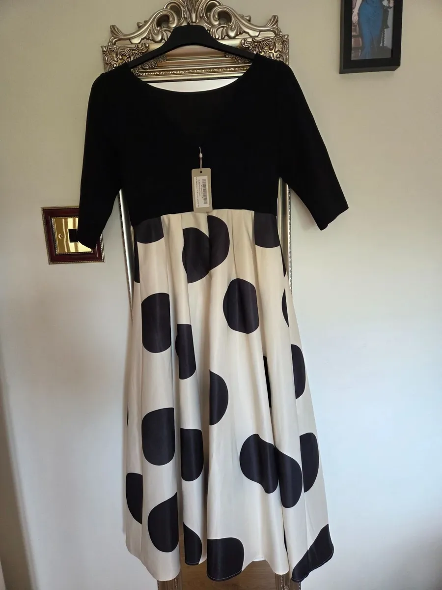 Beautiful coast dress - Image 1