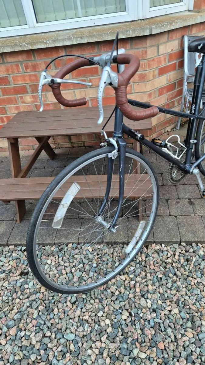 Ladies road racing bike - Image 3