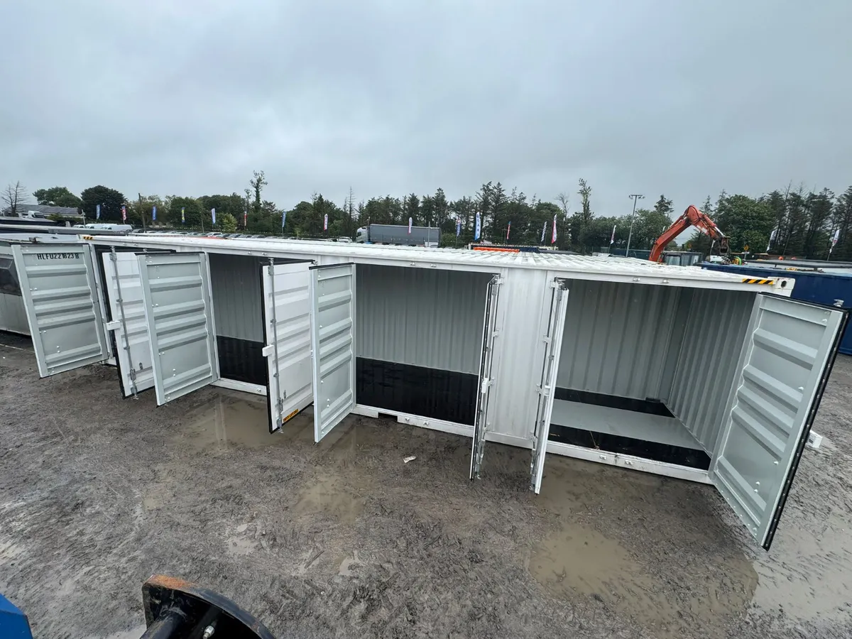 New 40 Foot Shipping/Display Container - Image 2