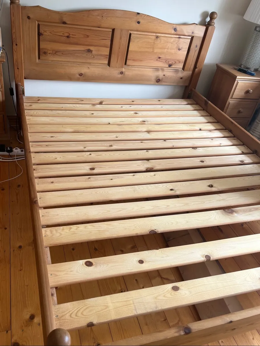 Bed frame, King size - Image 3