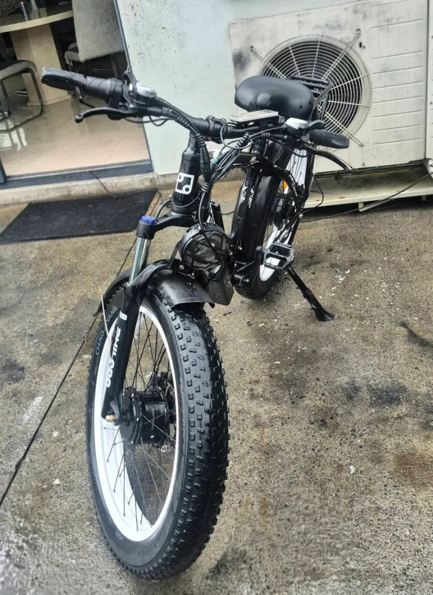 ADULTS PHILODO AWD AND FAT TYRES E-BIKE CONDITION - Image 3