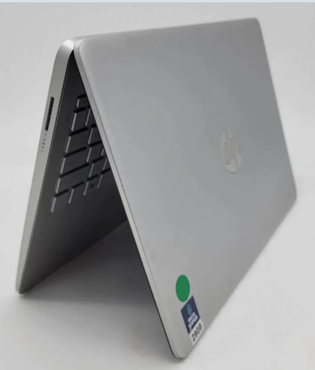 Hp 14s Laptop Intel Core I7-1065g7 8GB 128GB SSD - Image 4