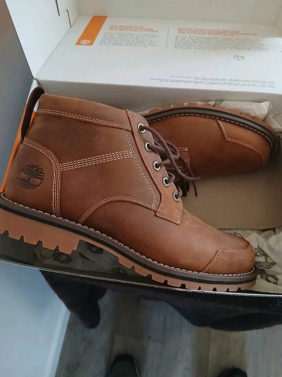 Timberland Chukka Boots--Size 9--New - Image 1