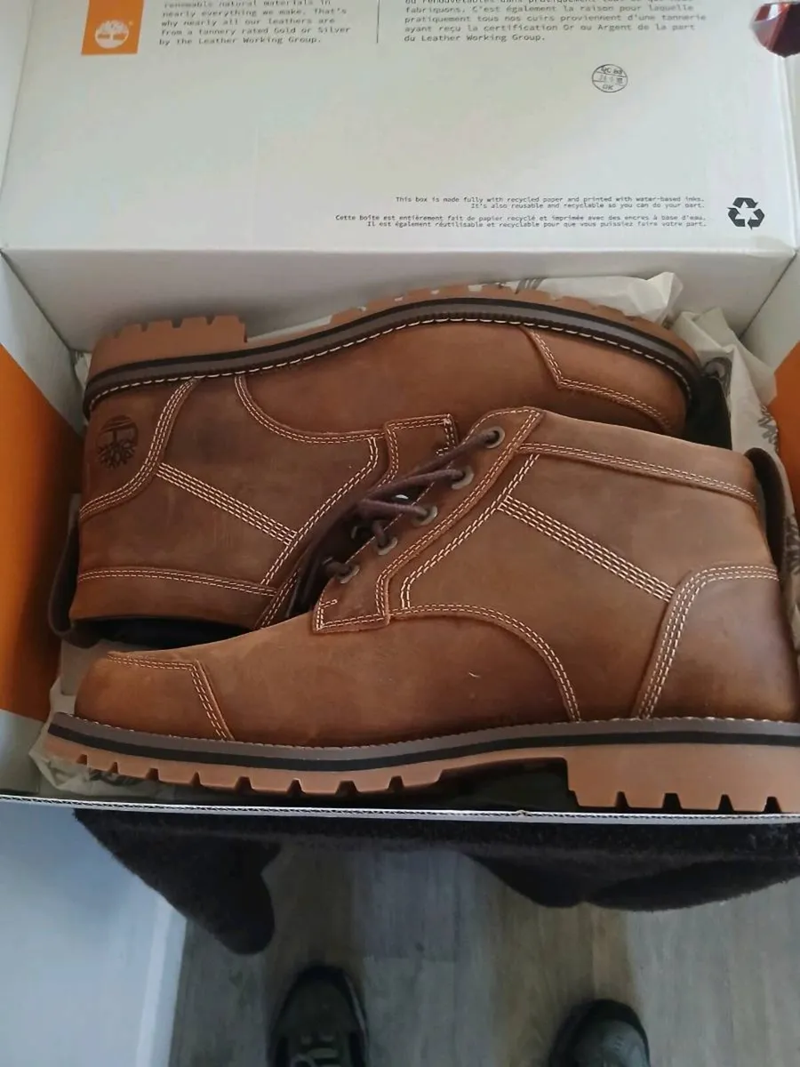 Timberland Chukka Boots--Size 9--New - Image 2