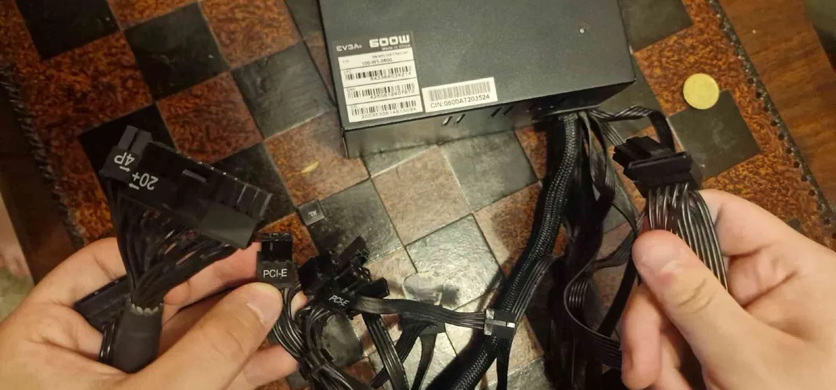 NVIDIA RTX 2080 SUPER + PSU 600W - Image 3