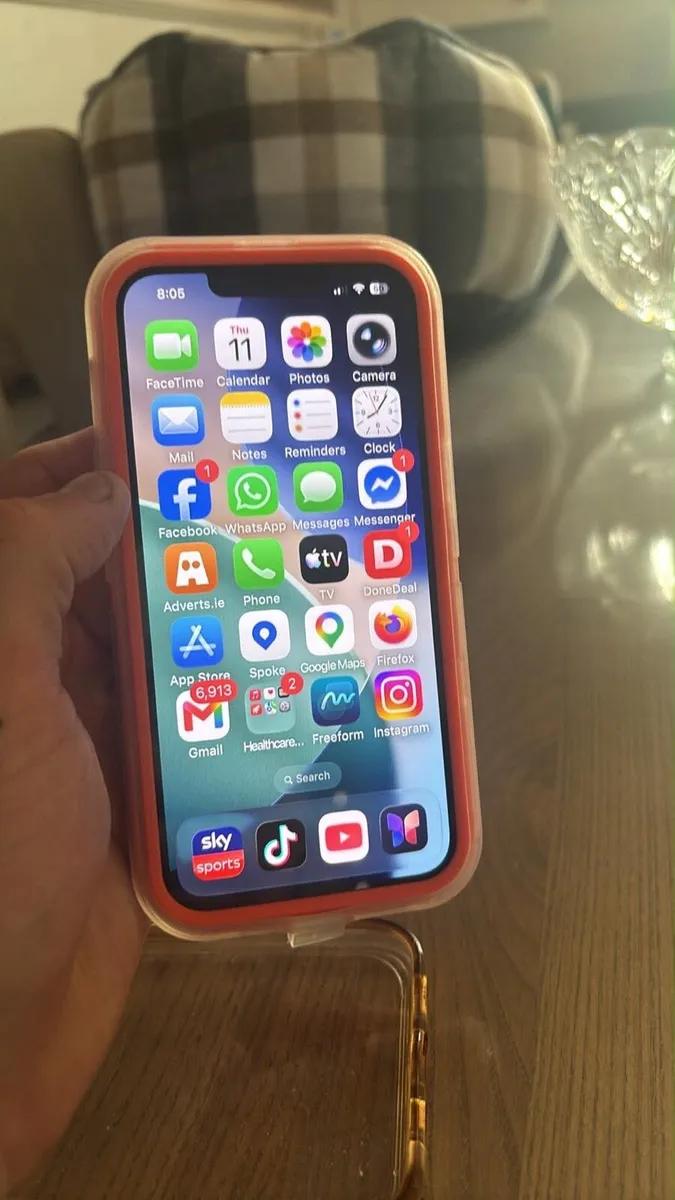 iPhone 13 Pro sim free 256GB with accessories - Image 3