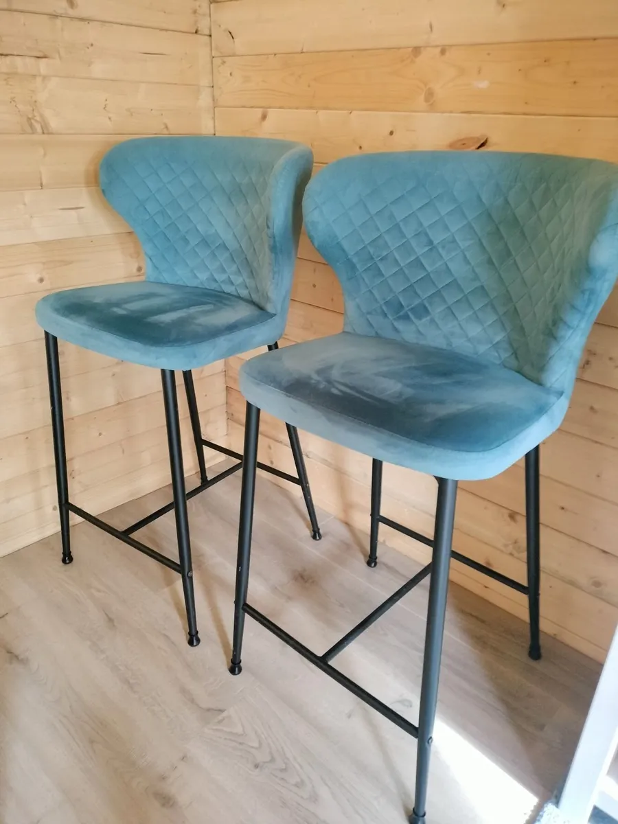 Bar stools - Image 1