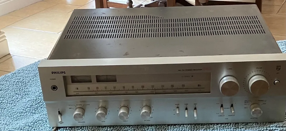 Vintage Stereo Equipment - Image 3