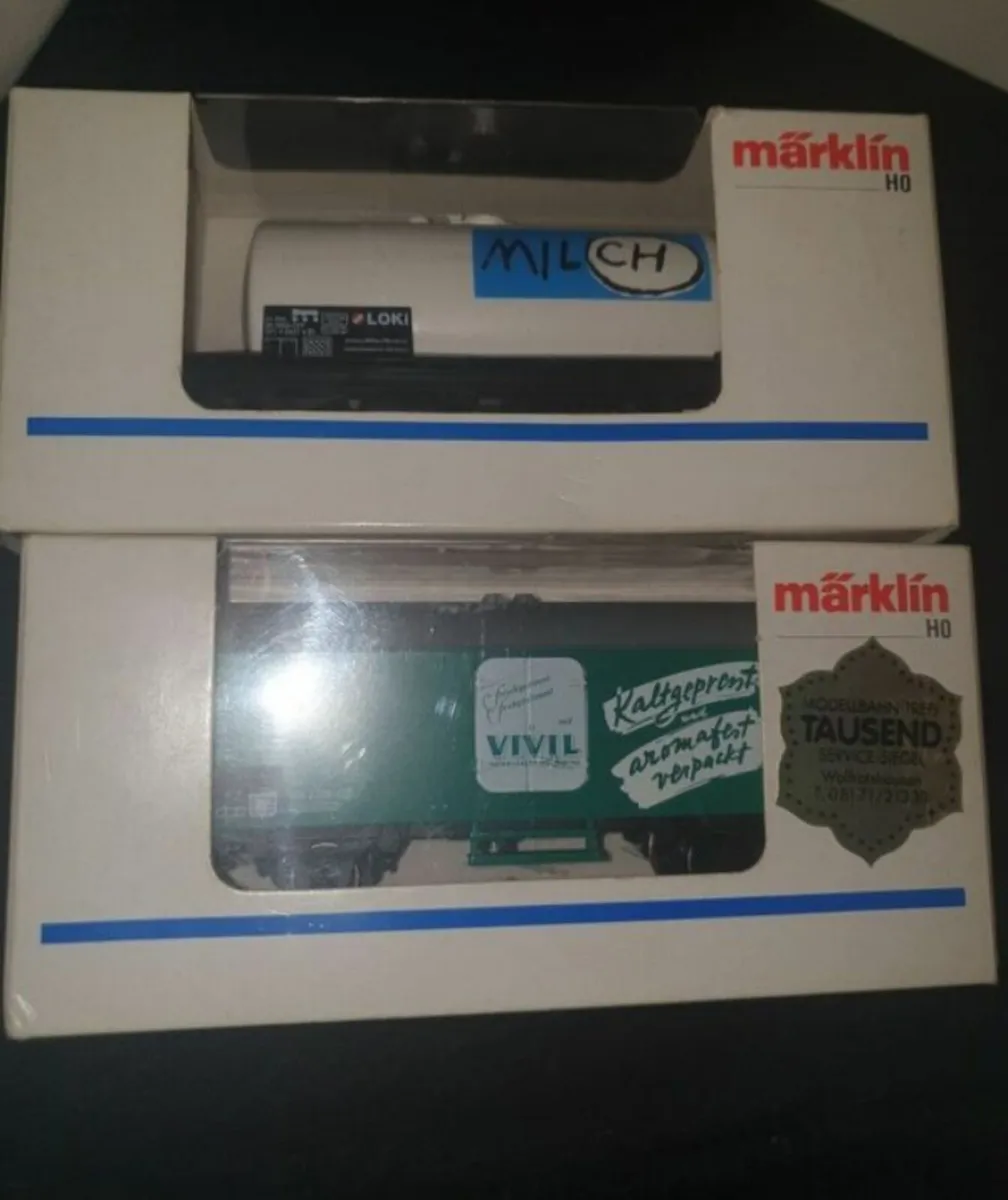 4 MARKLIN TRAIN TANKS...HO .. - Image 2