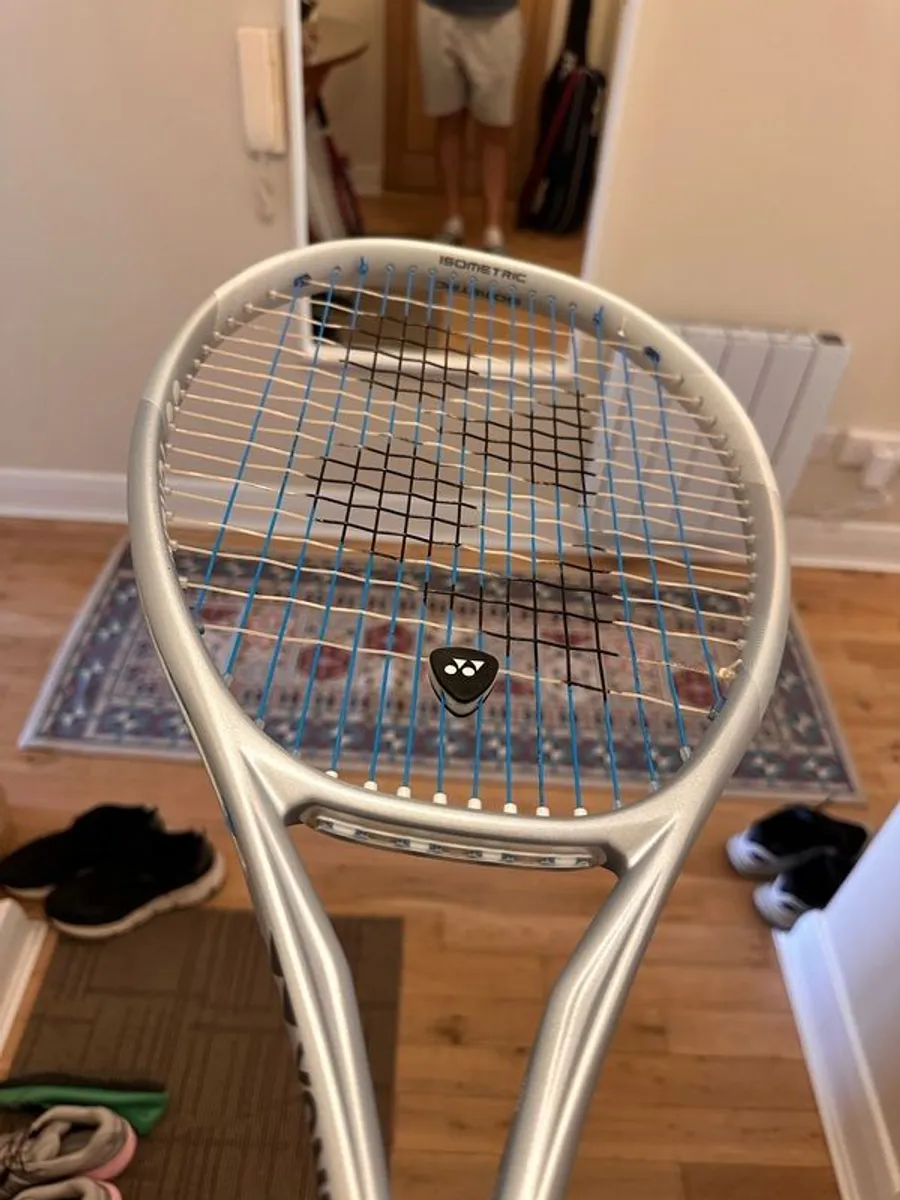 YONEX MUSE 100 tennis racket - Image 2