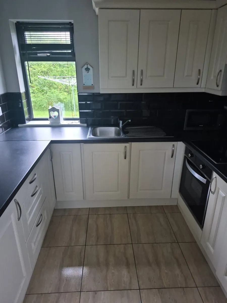 Apartment to rent - Image 2