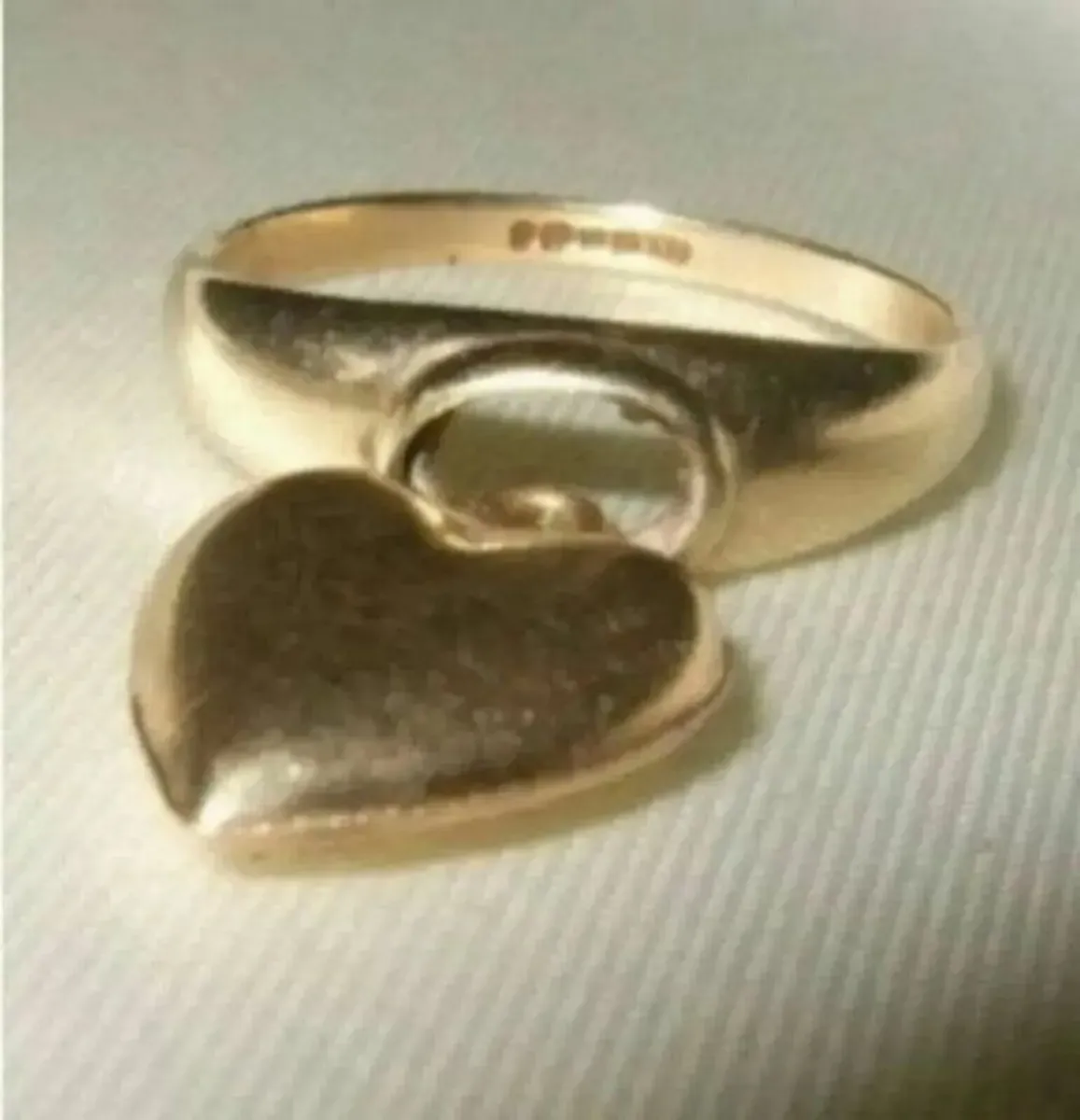 Vintage 14ct & 9ct Gold Charm Ring - Image 2