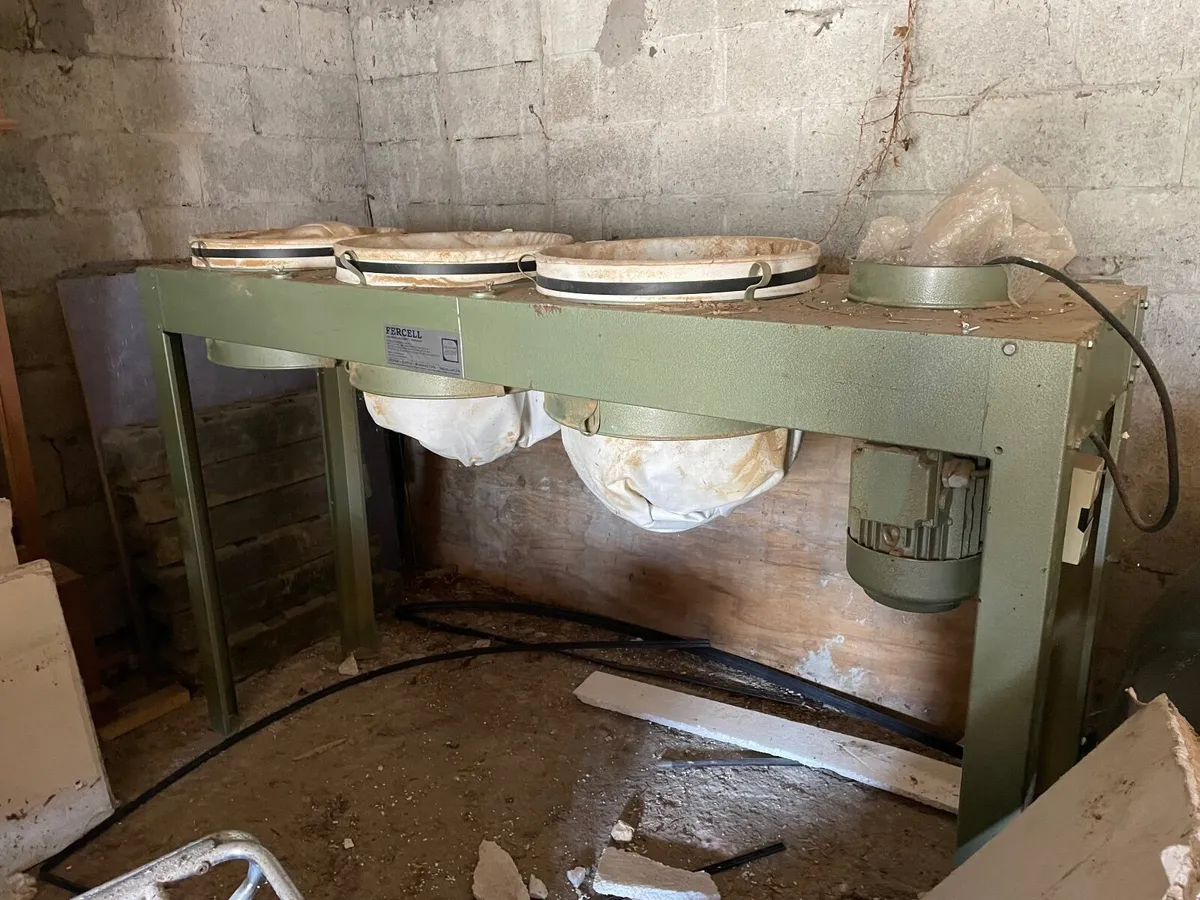 Dust extractor - Image 1