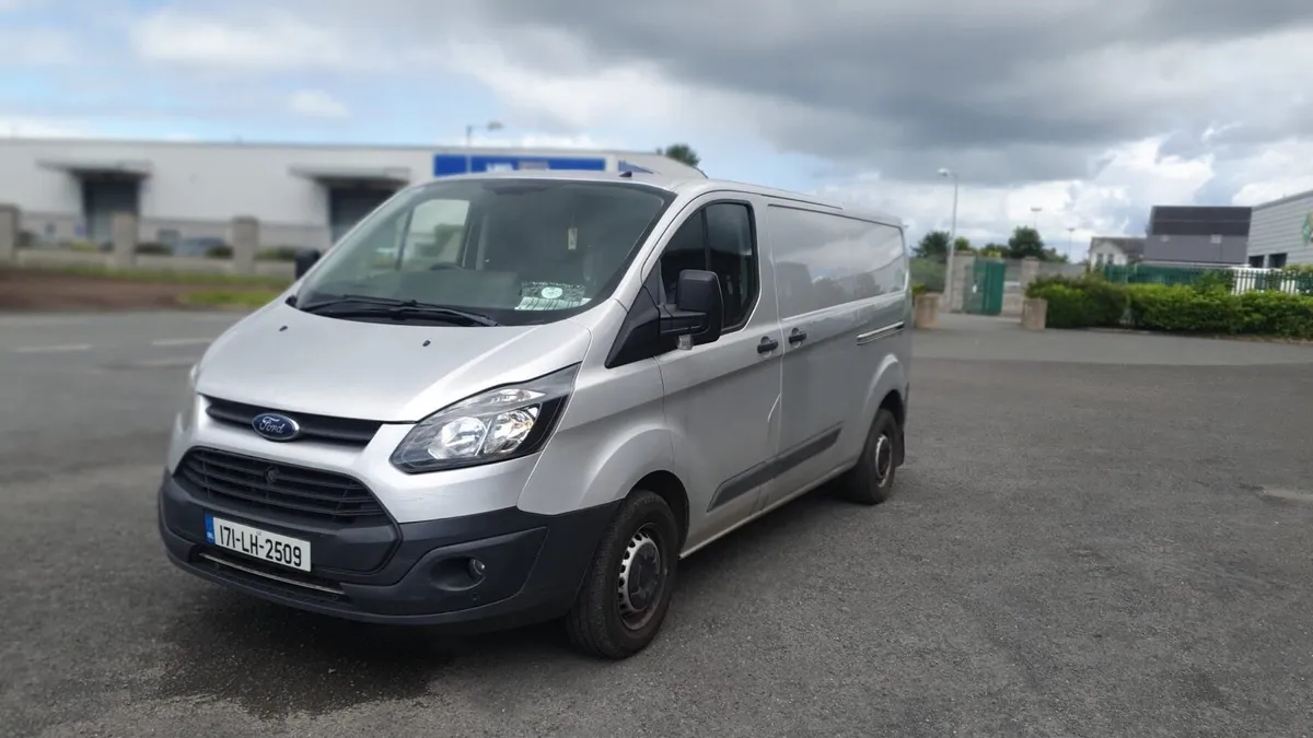 Ford Transit Custom 2017 CVRT 2/27 - Image 2