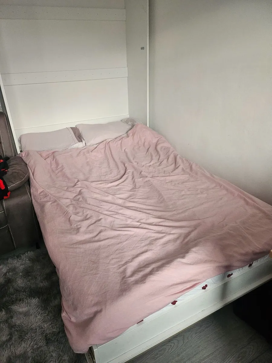 Murphy/Wall bed - Image 1